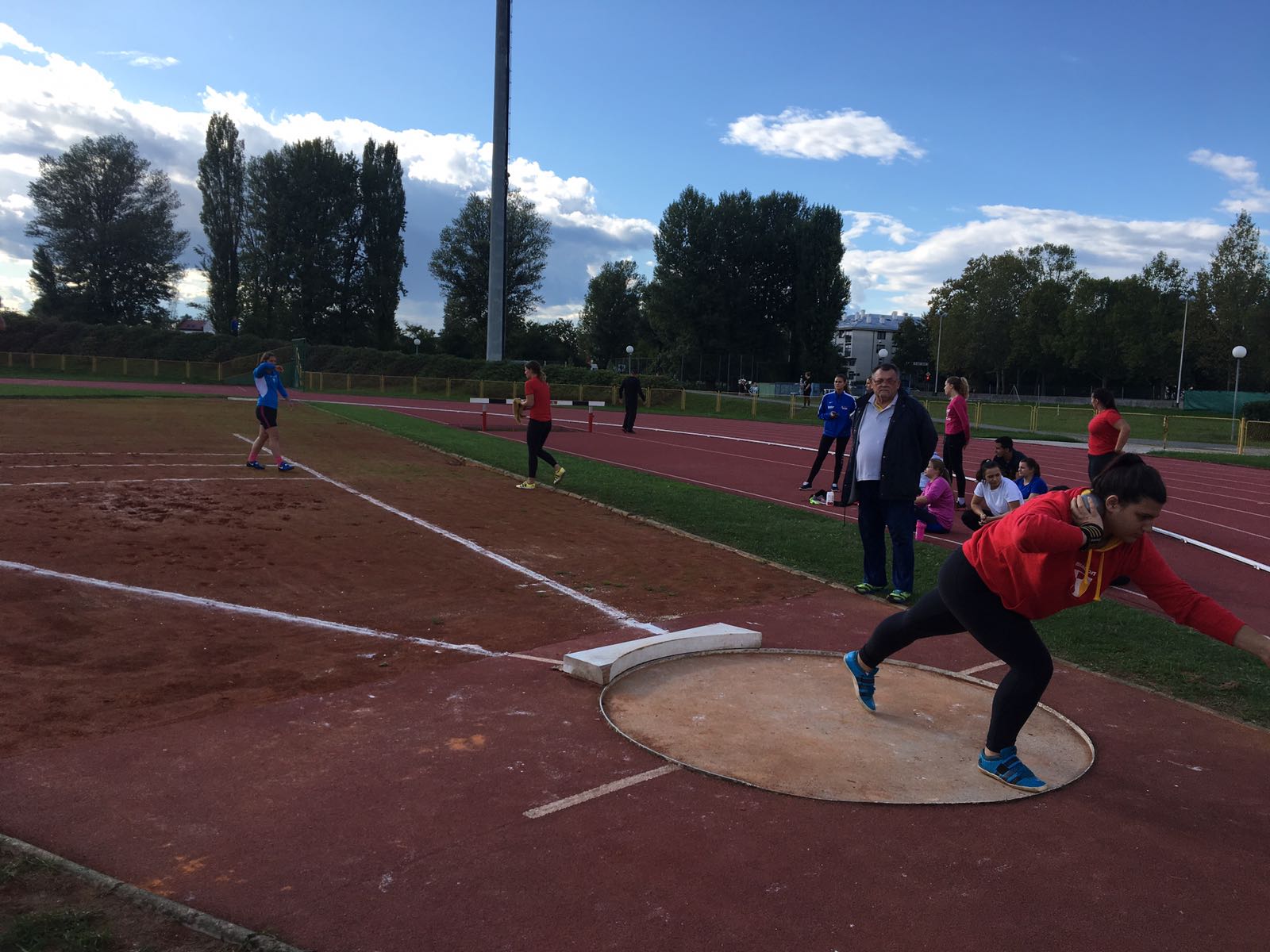 Atletsko natjecanje za djevojke