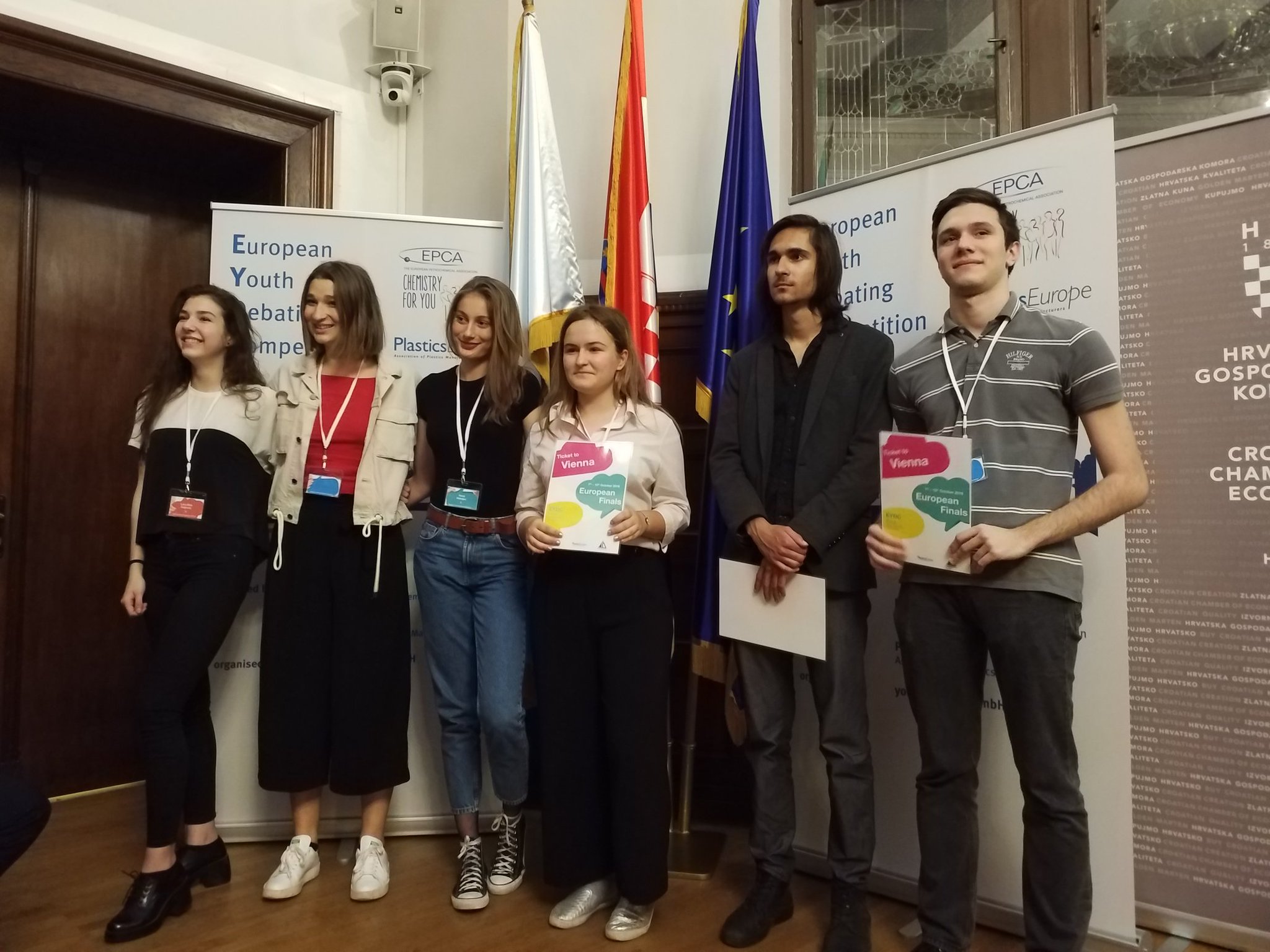 DEBATANTI PRVE U HRVATSKOJ GOSPODARSKOJ KOMORI