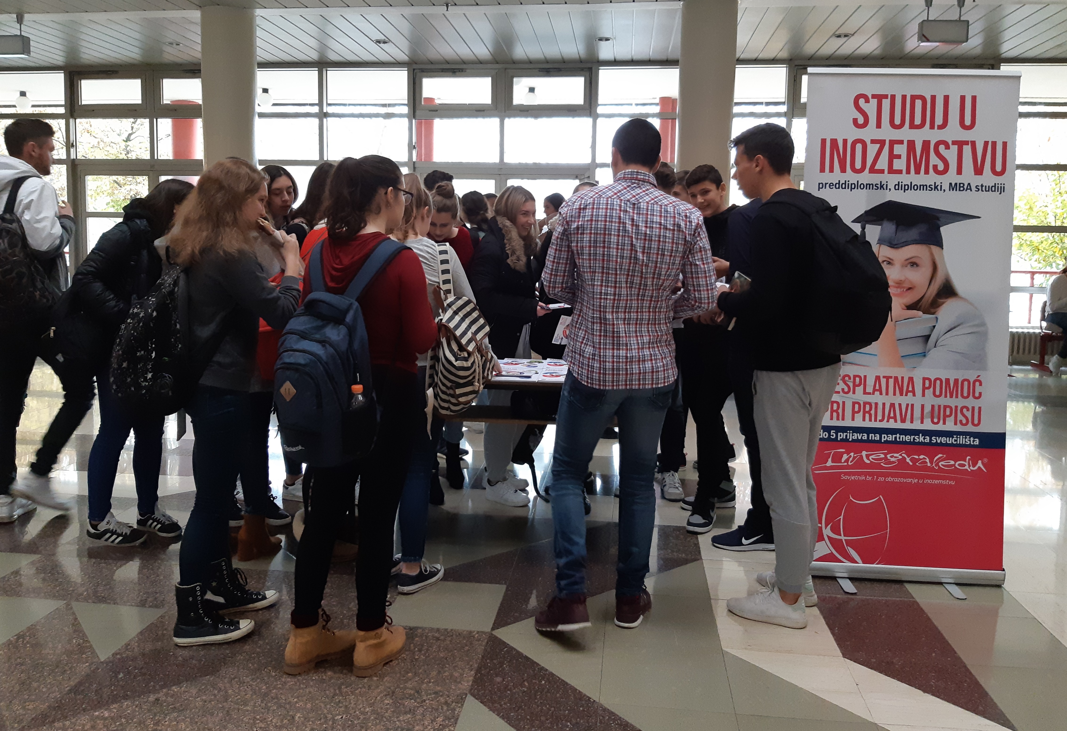 Učenici upoznati s mogućnostima studiranja u inozemstvu