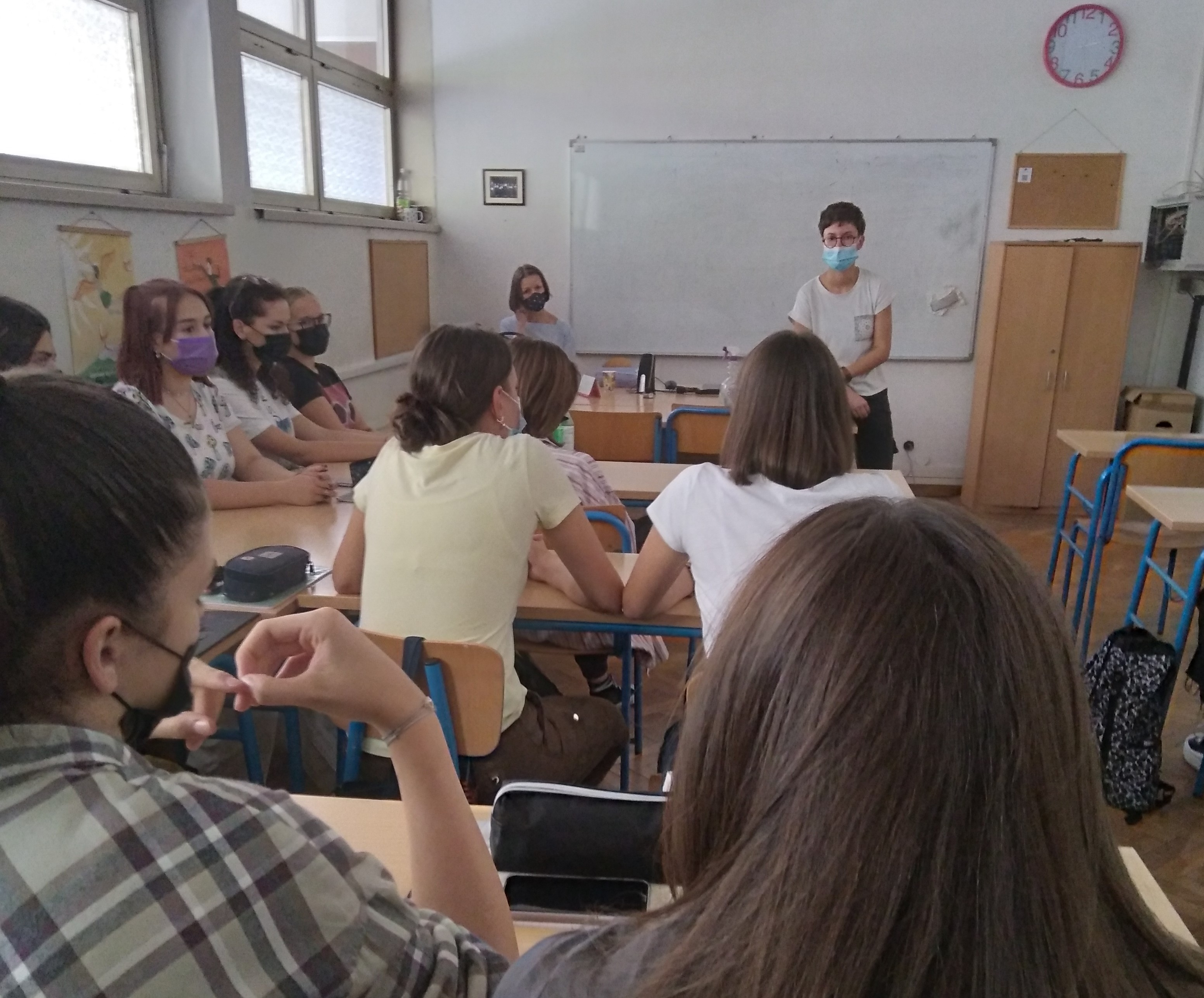 Bivša učenica Prve, psihologinja Petra Žukina gostovala na izbornoj nastavi iz psihologije