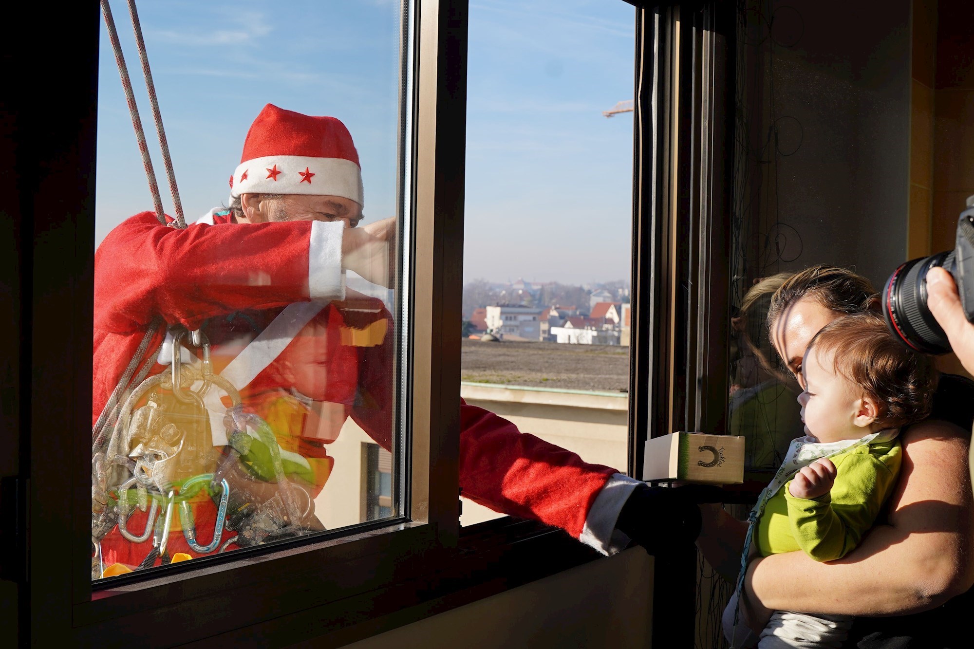 Zahvalnica I. gimnaziji za darovane igračke