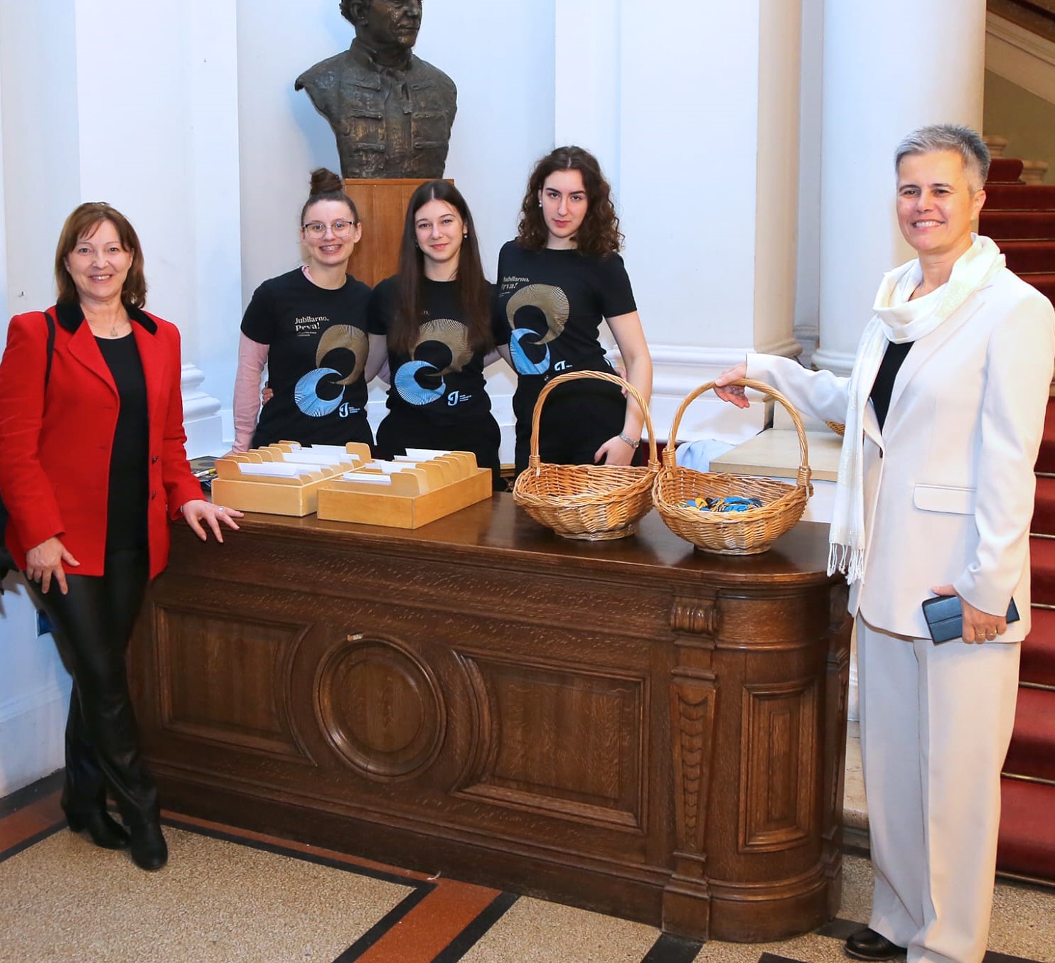 Naše volonterke aktivno i na svečanoj akademiji u HNK povodom 170. godišnjice škole