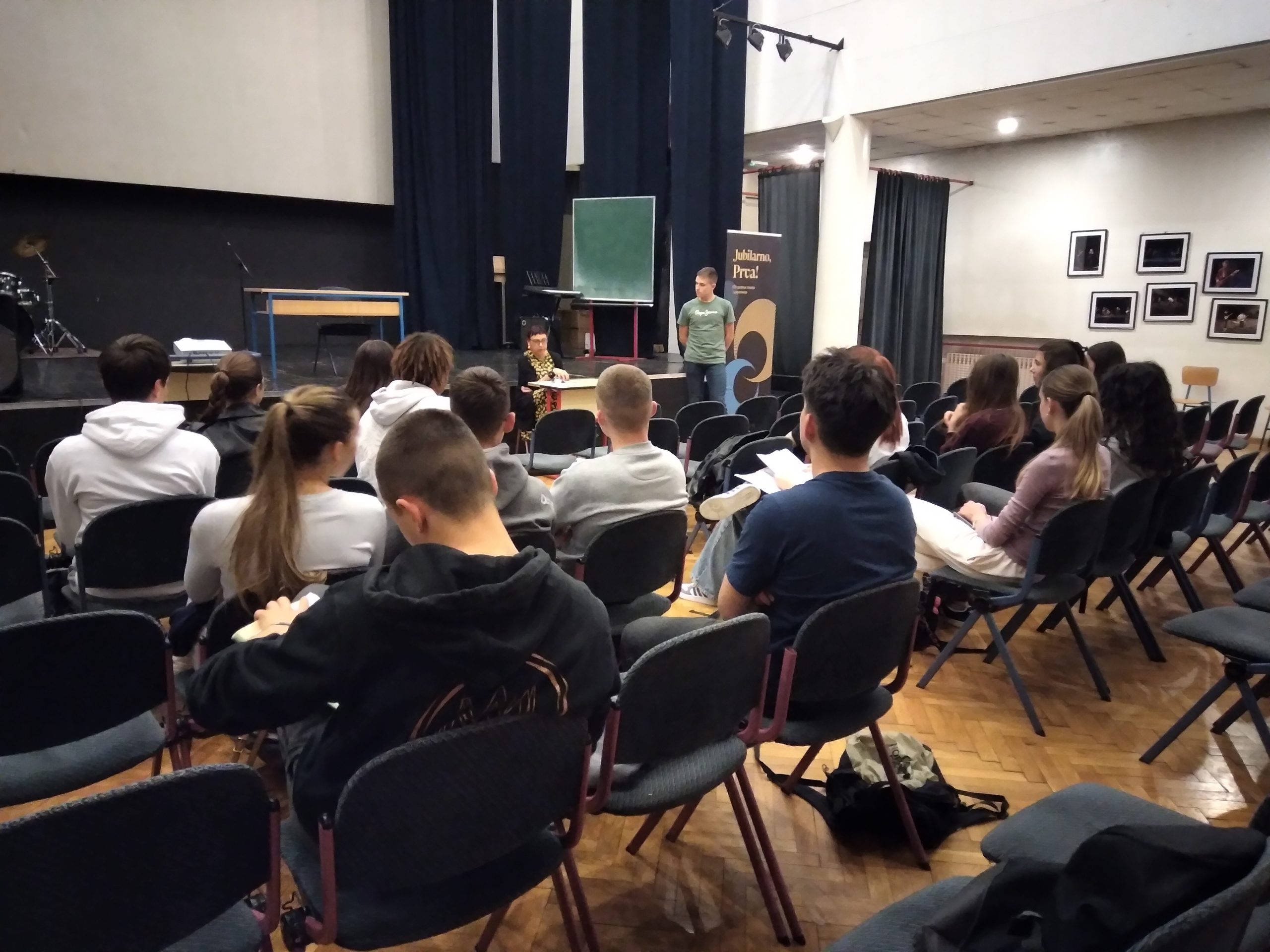 Održan sastanak Vijeća učenika i Vijeća roditelja