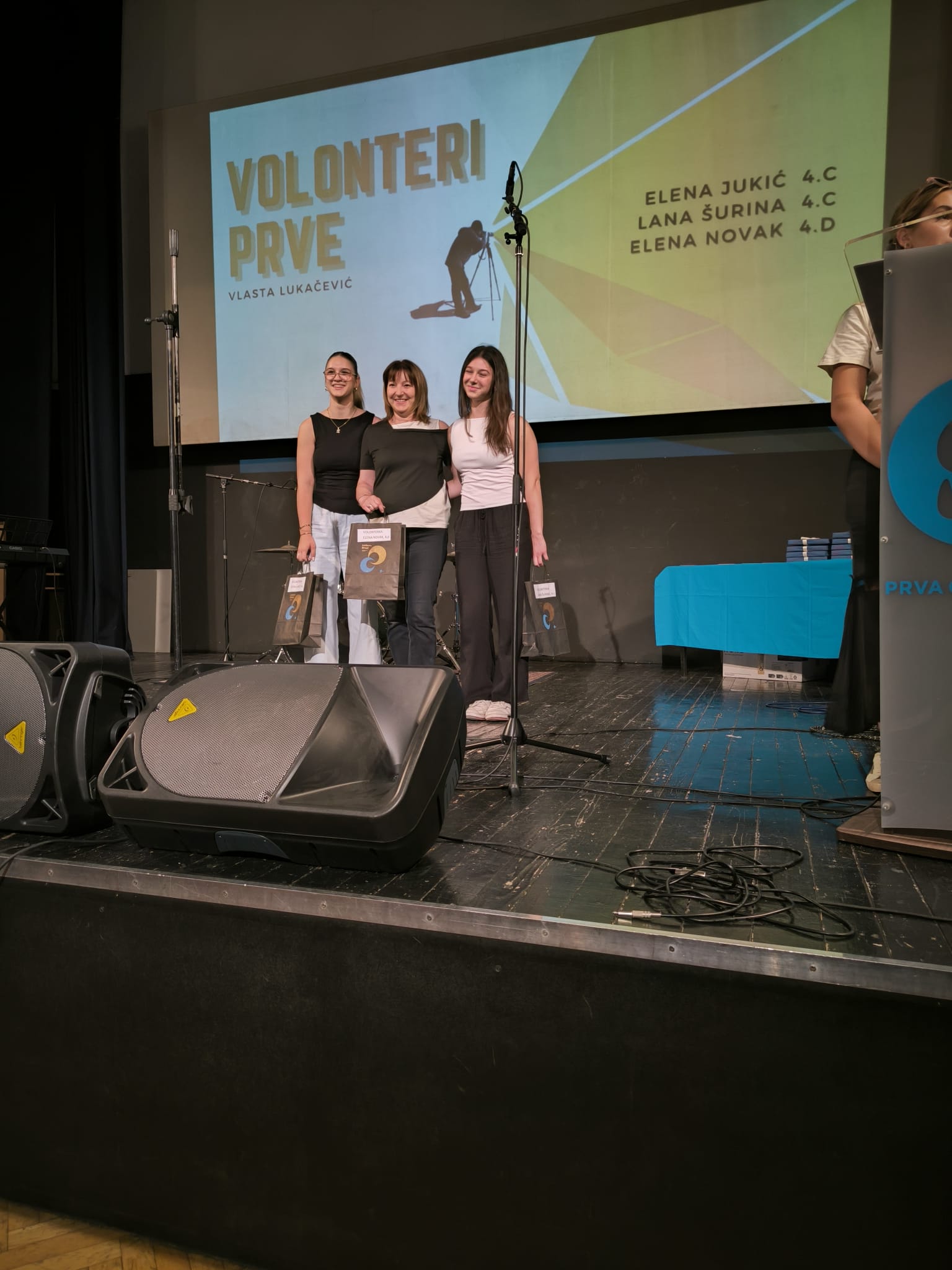 Dodjela volonterskih knjižica na završnoj priredbi